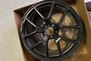 Rims Rims  2 Sets Of Mercedes AMG, And1 Set H2 Originals