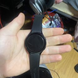 Samsung Galaxy Watch 4 