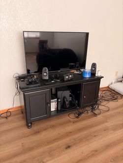 Tv stand