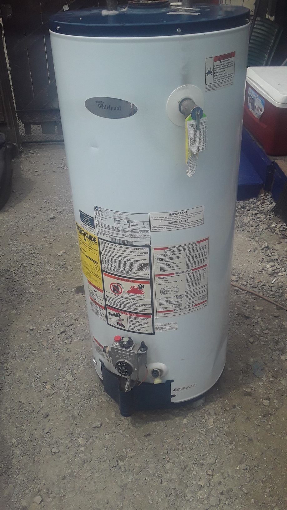 Water Heater / Hot Water Tank