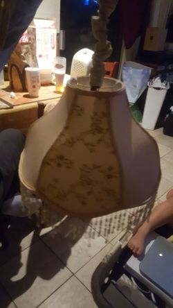 Hanging decorative lamp