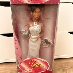 Selena Barbie - Grammy dress