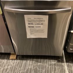 24 in. Top Control Tall Tub Dishwasher in Fingerprint Resistant Stainless Steel with AutoRelease, 3rd Rack, 39 dBA -Retail $729