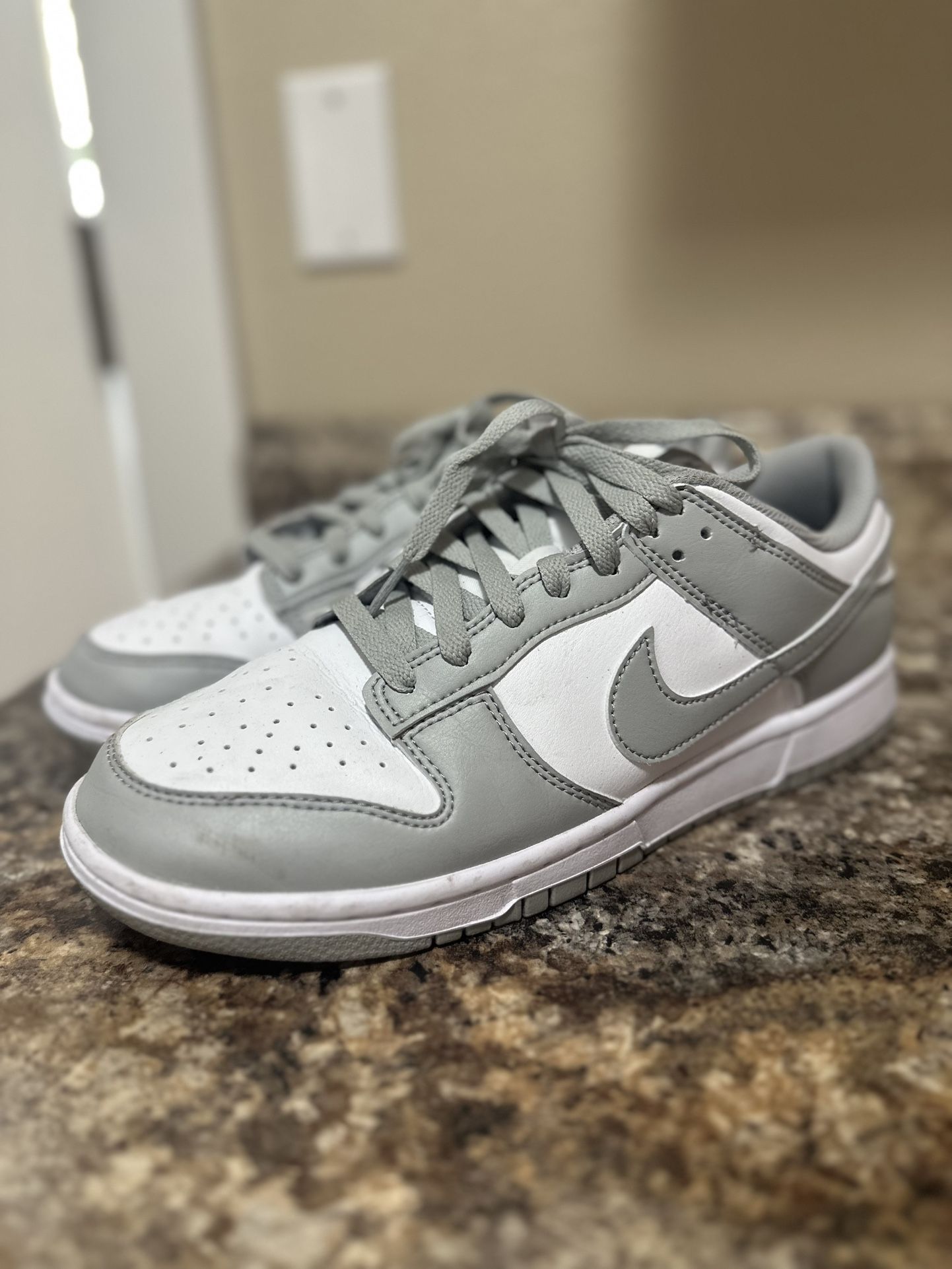 Nike pandas
