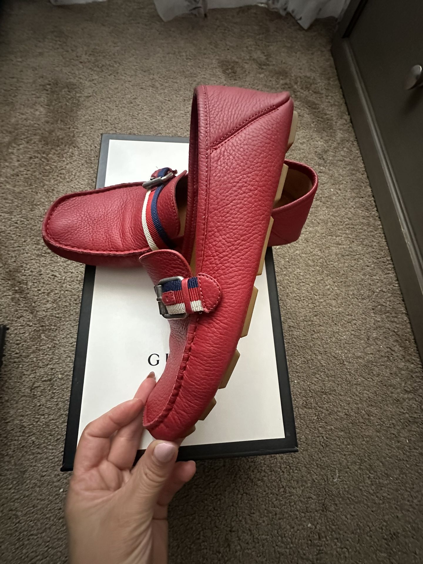 Authentic Gucci Men Shoes Size 6.5-7