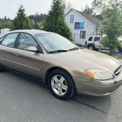 2002 Ford Taurus