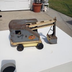 Vintage Collectors Toy Crane Shovel Digger 