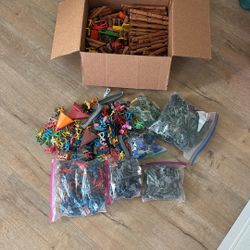 Lincoln Logs, Army Men, Cowboys, Indians, Etc 