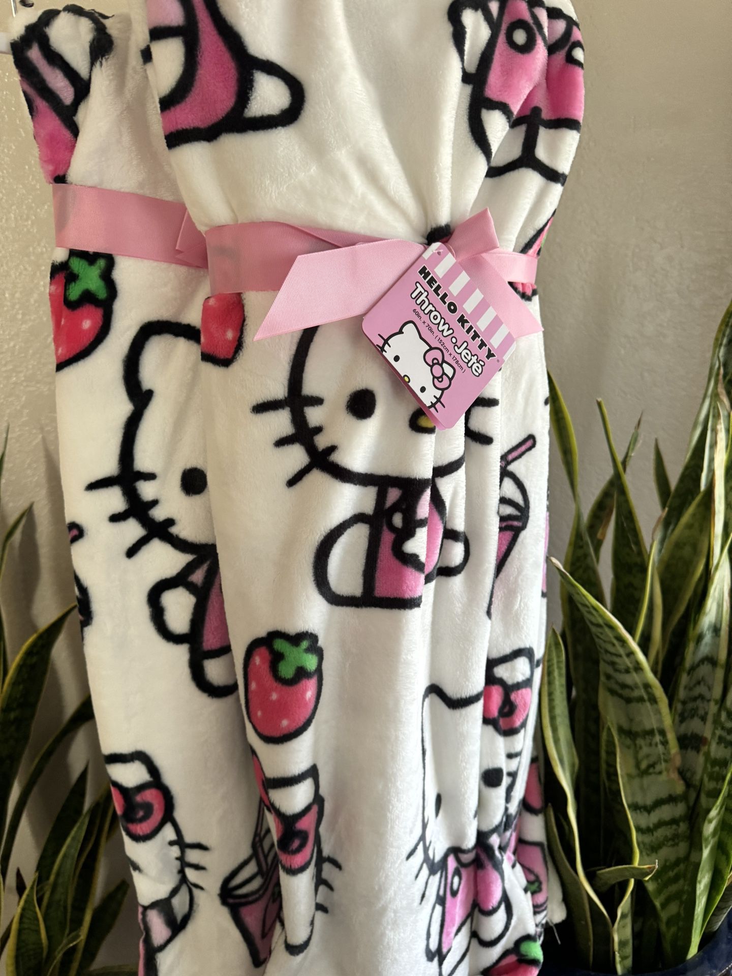 Hello Kitty Strawberry Blanket