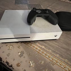 Xbox One S 1TB With Elite Controller  50+ Games