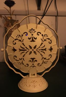 Foldable holder