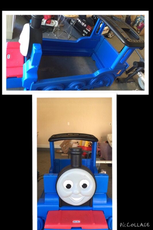 Thomas train toddler bed w/ toy box attached