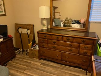Dresser