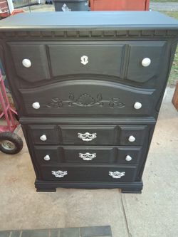 Chester Drawers 