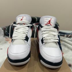 Used Jordan 4 Retro Red Cement Size 8.5 Mena