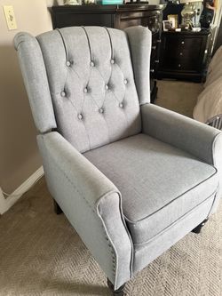 Accent chair