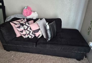 Sectional couch