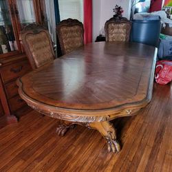 Dinning Table