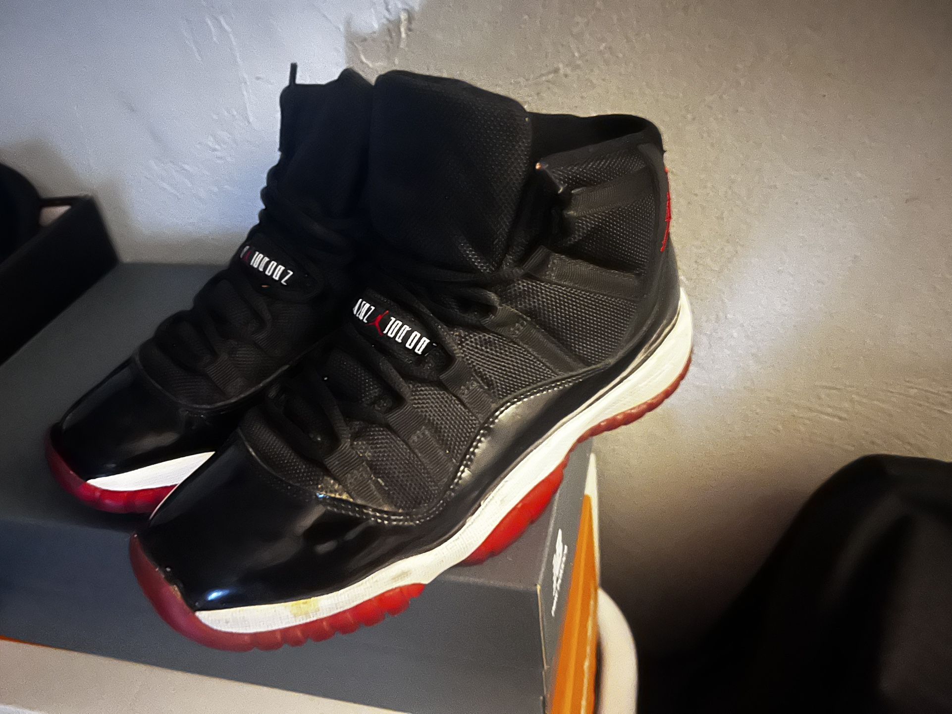 Jordan 11s Retro Bred (Size 7)