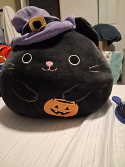 Halloween squishmellow