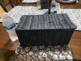 Storage basket