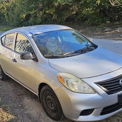 2012 Nissan Versa