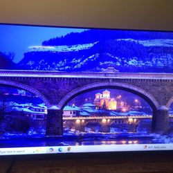 Excellent Samsung Thin Smart QLED 4K TV 70” Class Model QN70Q60DAFXZA Mint Condition!!