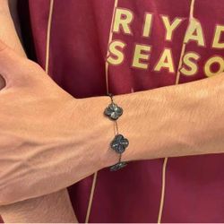 Van Cleef  Bracelets 