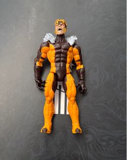 Marvel Legends Sabretooth