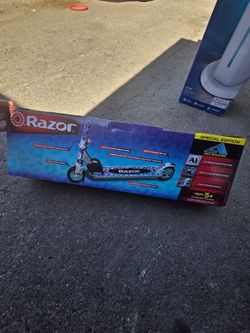 Razor scooter NEW
