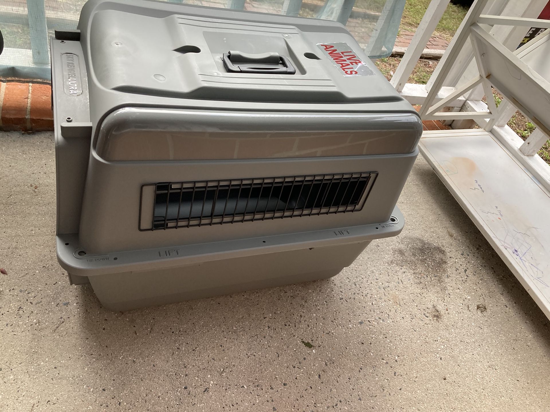 Petmate Sky Kennel