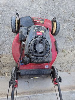 Toro 22-IN Push Mower/Podadora de Cesped