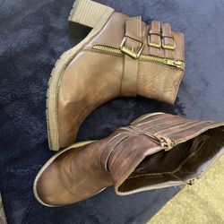 Brown Boots 