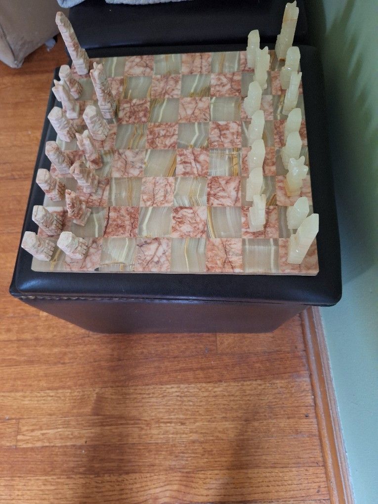 Mexican marble chest sat
