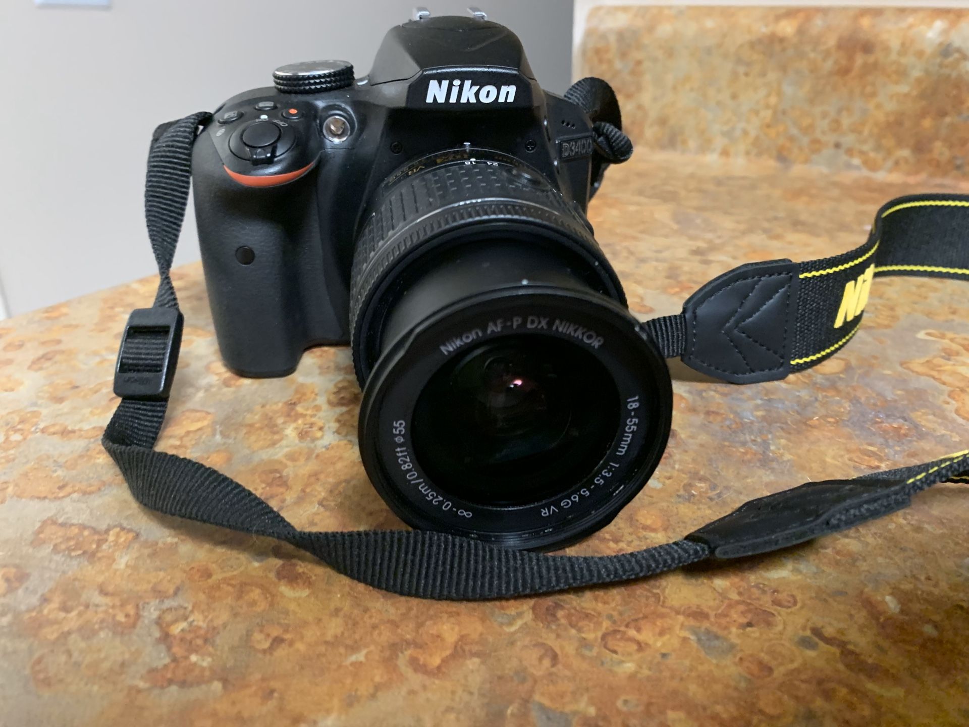Nikon D3400 AF PDX 15-55mm
