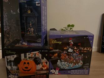 Disney Halloween decor