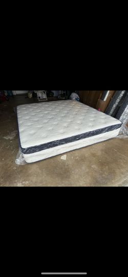 king mattress only BRAND NEW WE DELIVER