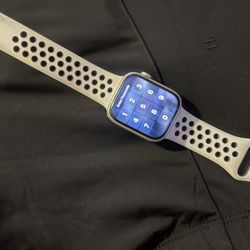 Apple Watch “series 8”