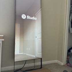 Lululemon Mirror