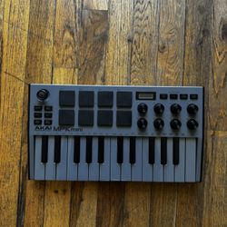 AKAI mpk Midi