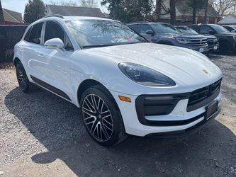 2022 Porsche Macan