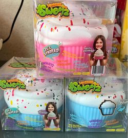 Cupcake squishies