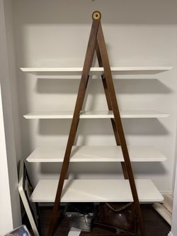 Article A frame shelves