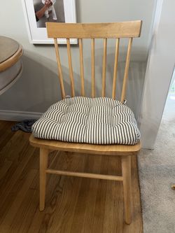 Chairs x 4