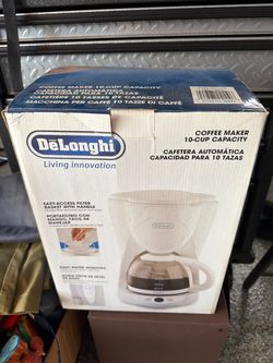 DeLonghi 10-cup coffee maker
