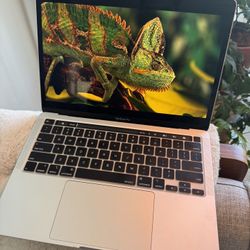 MacBook Pro 13.3" Laptop - M2 chip Built for Apple Intelligence - 24GB Memory - 1TB SSD - Silver