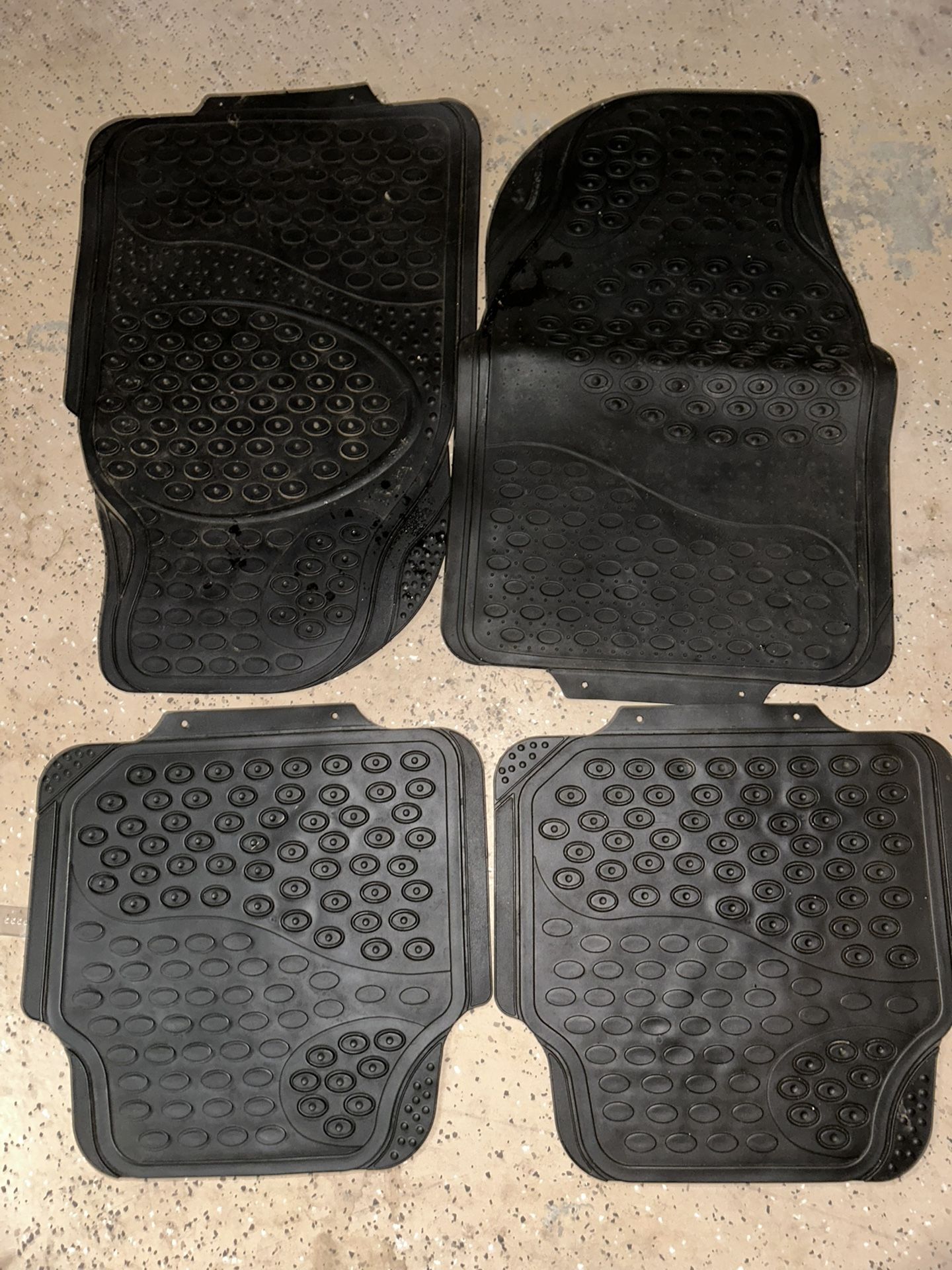 Rubber floor mats for car set of 4