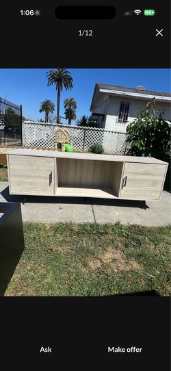 Walker Edison modern tv stand