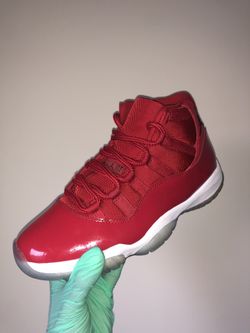 Jordan 11 win like 96 size 8