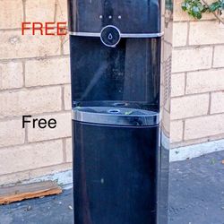 Free Primo Water Dispenser With 5 Gallon Water Bottle